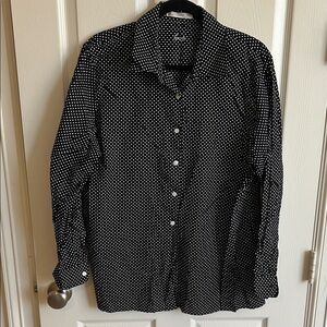 Foxcroft Black and White Polka Dot Women’s Shirt